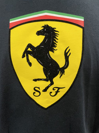 Original Premium T-Shirt V-Ausschnitt dunkelgrau mit gedrucktem Logo Ferrari